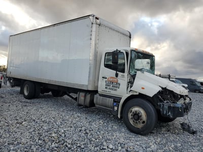 2015 Hino 268