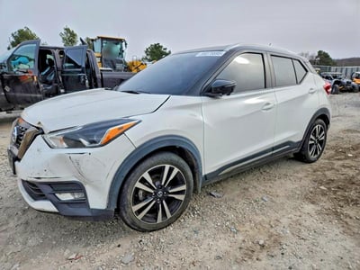 2020 Nissan Kicks