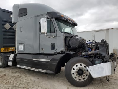 2007 Freightliner Columbia 120