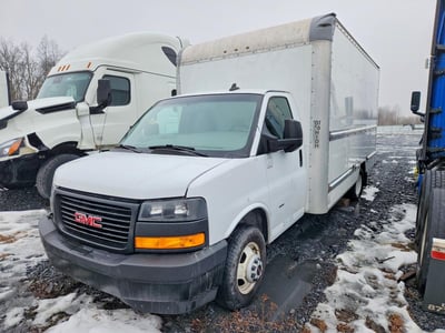 2022 GMC Savana