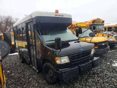 2002 Ford E-350