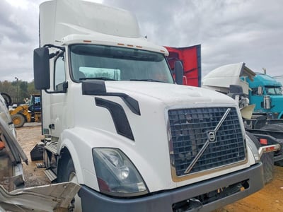 2017 Volvo VNL
