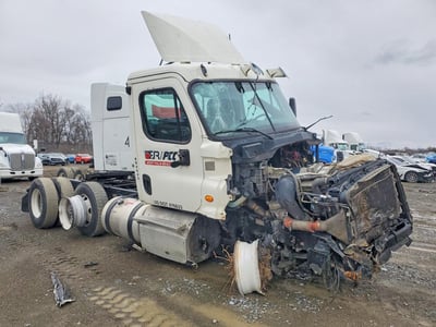 2019 Freightliner Cascadia 125