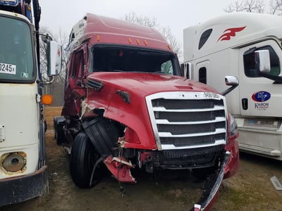 2025 Freightliner Cascadia 126