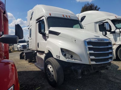 2020 Freightliner Cascadia