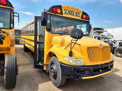 2011 IC Bus PB105