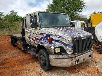 2001 Freightliner FL60