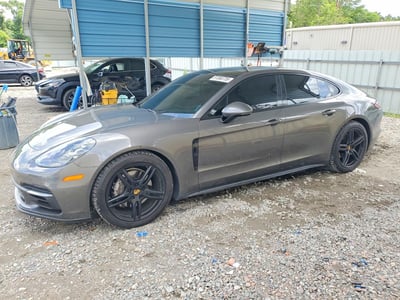 2018 Porsche Panamera