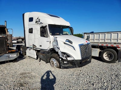 2019 Volvo Trucks VNL