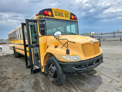 2010 IC Bus PB105