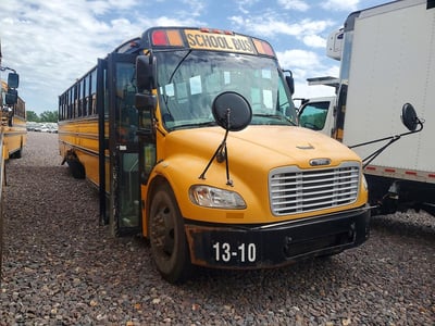 2010 Freightliner B2