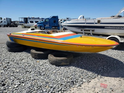1973 Spectra V-hull