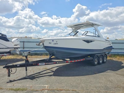 2022 Cobalt Boat