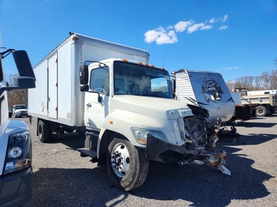 2006 Hino Conventional Type Truck