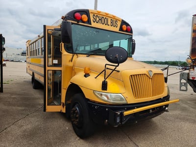 2009 IC Bus PB105