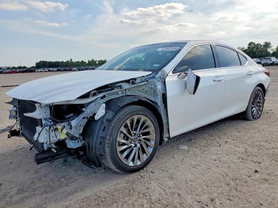 2025 Lexus ES