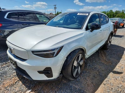 2023 Volvo C40