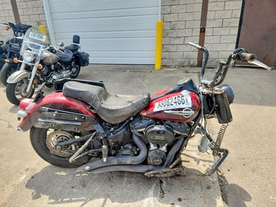 2019 Harley-Davidson FLHCS
