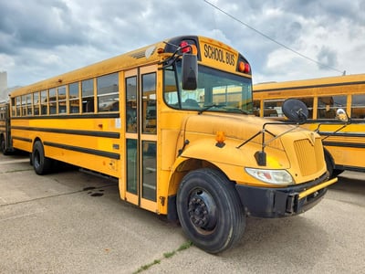 2006 International Pb105