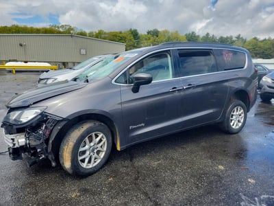 2021 Chrysler Voyager