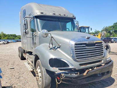2006 Freightliner Columbia 120