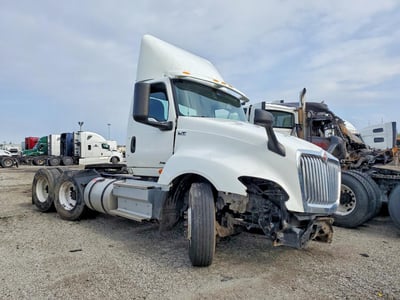 2023 International LT625