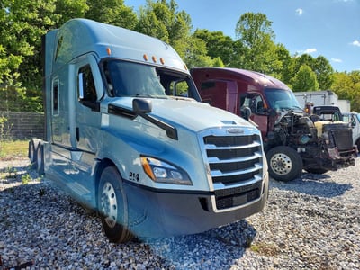 2021 Freightliner Cascadia