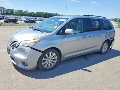 2014 Toyota Sienna