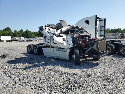 2016 Freightliner Cascadia 125