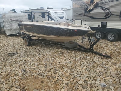 1986 Invader Marine Inc Boat