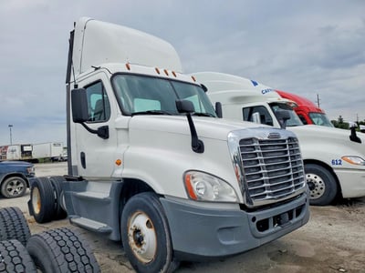2016 Freightliner Cascadia 125