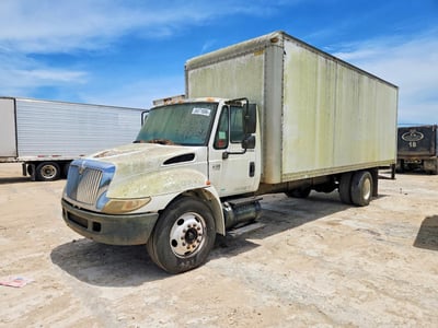 2002 International 4300