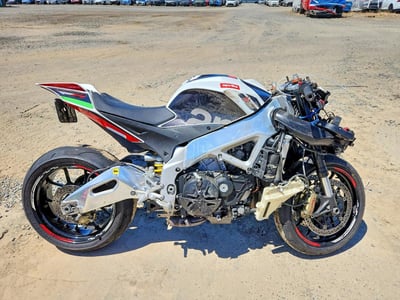 2010 Aprilia RSV4 R