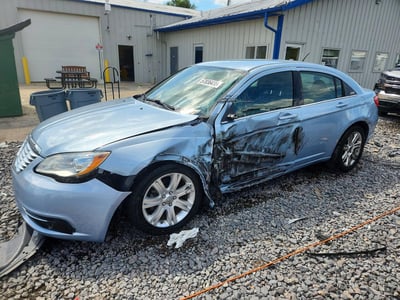 2013 Chrysler 200