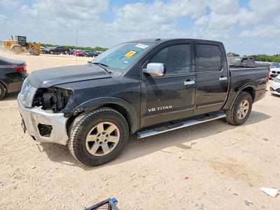 2015 Nissan Titan