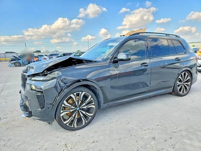 2025 BMW X7
