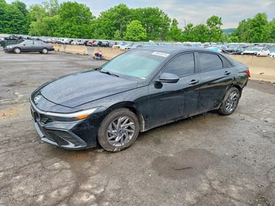2024 Hyundai Elantra Hev