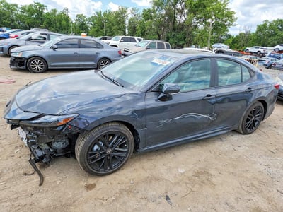 2025 Toyota Camry Hybrid