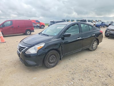 2015 Nissan Versa