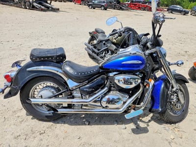 2002 Suzuki VZ800