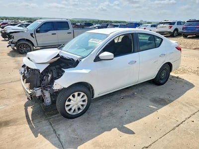 2019 Nissan Versa
