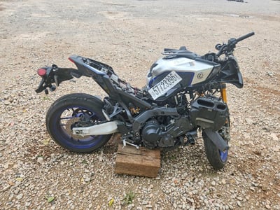 2025 Yamaha MT09