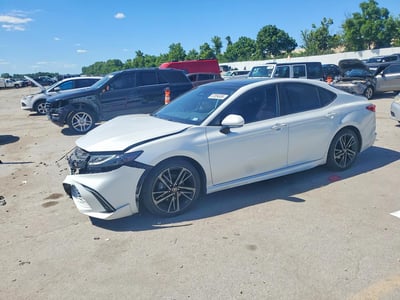 2025 Toyota Camry Hybrid