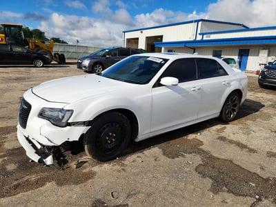 2018 Chrysler 300s