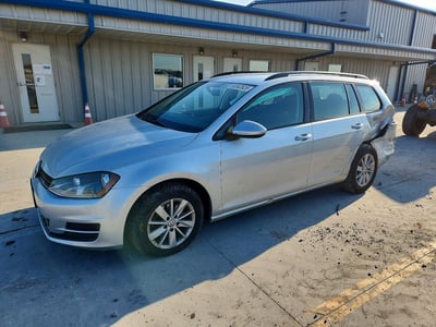 2017 Volkswagen Golf SportWagen