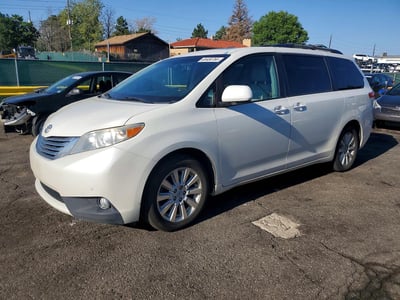 2012 Toyota Sienna