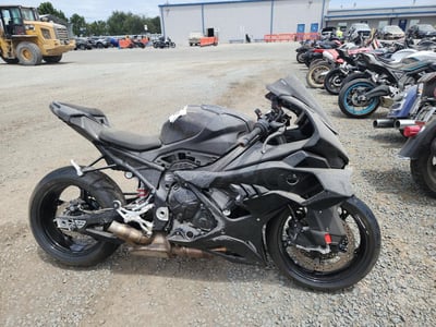 2025 BMW S1000 RR