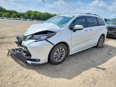 2025 Toyota Sienna