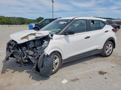 2025 Nissan Kicks Play