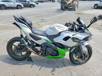 2024 Kawasaki Ninja 7 Hybrid